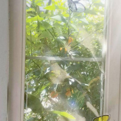 ステンドグラス　カラフルな蝶のモビール 3枚目の画像