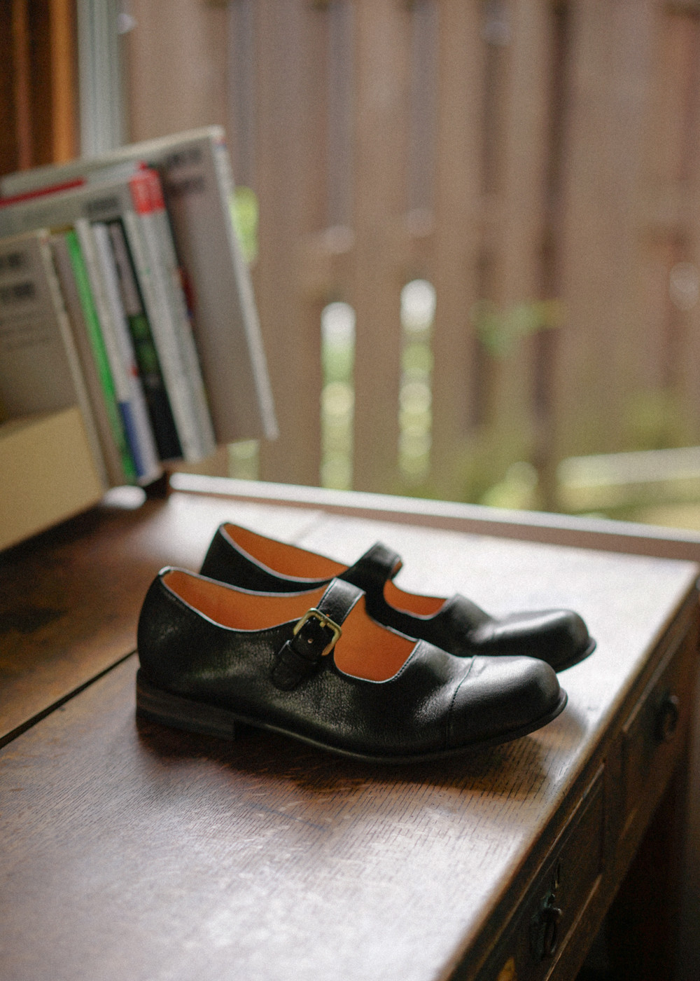 柔らかくて軽いアンティーク シープスキン メリー ジェーン ハンドメイド ブラック 18,200円