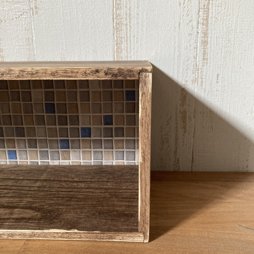 古家具 ♡ シェルフ ♡ クリーム色 タイル柄のアンティーク風 ローラック 2種 棚・シェルフ・ラック