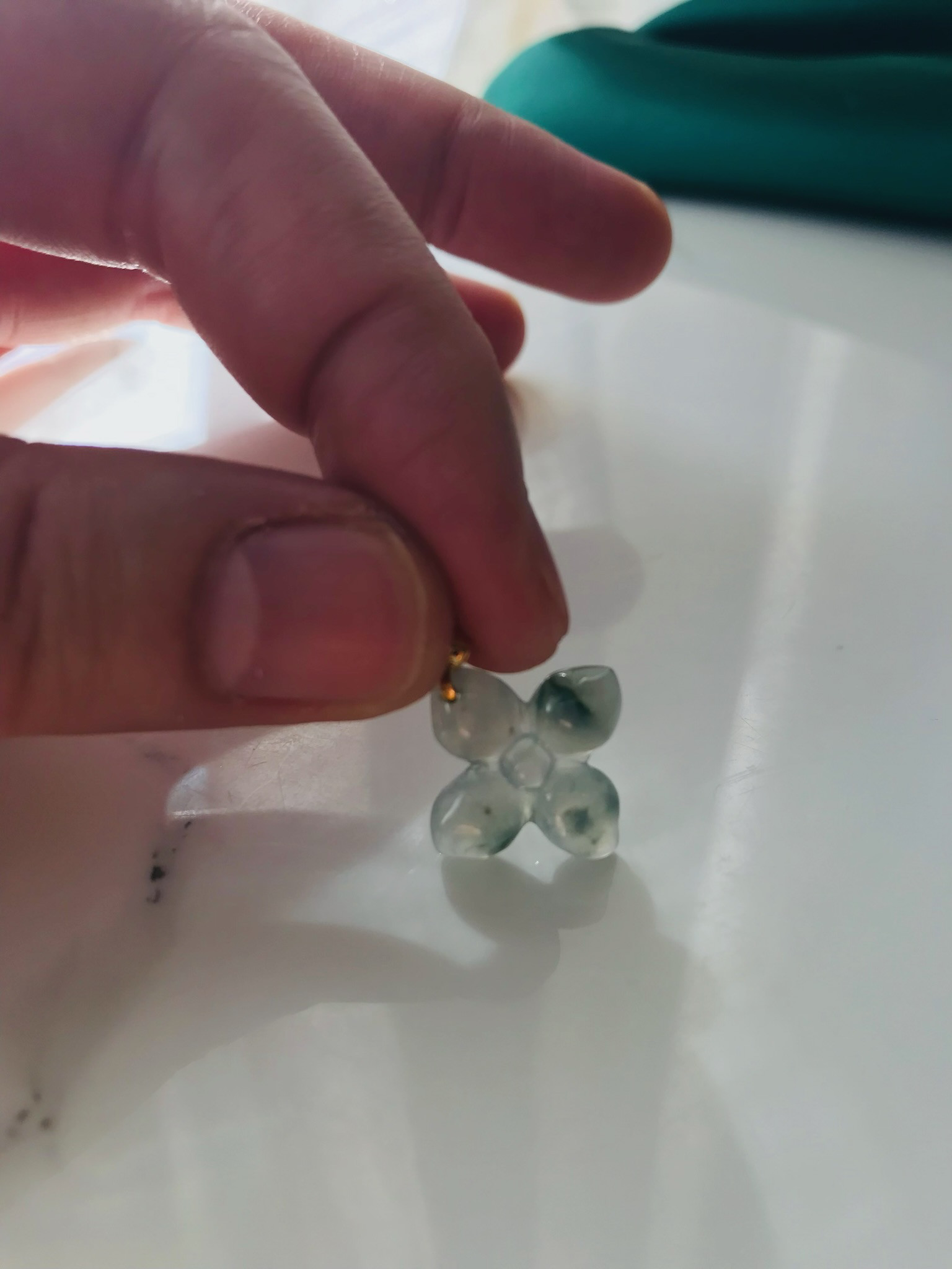 [P110-987] ジェイド　JADE  ヒスイ　ペンダント　ミャンマー産　彫刻　s925　アイス　グリーン　石花