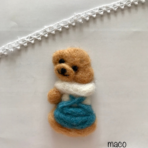 見返りトイプードル 羊毛フェルトブローチ ブローチ maco☺︎ 通販