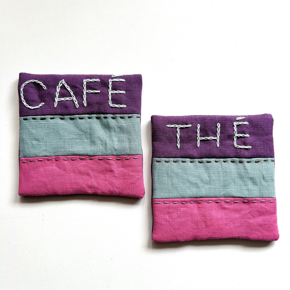 パッチワークリネンコースター⭐︎CAFÉ / THÉ 刺繍入り　2枚セット 4枚目の画像