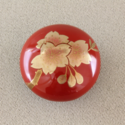 伝統工芸 輪島塗 イヤリング「朱塗～子猫蒔絵」 【91