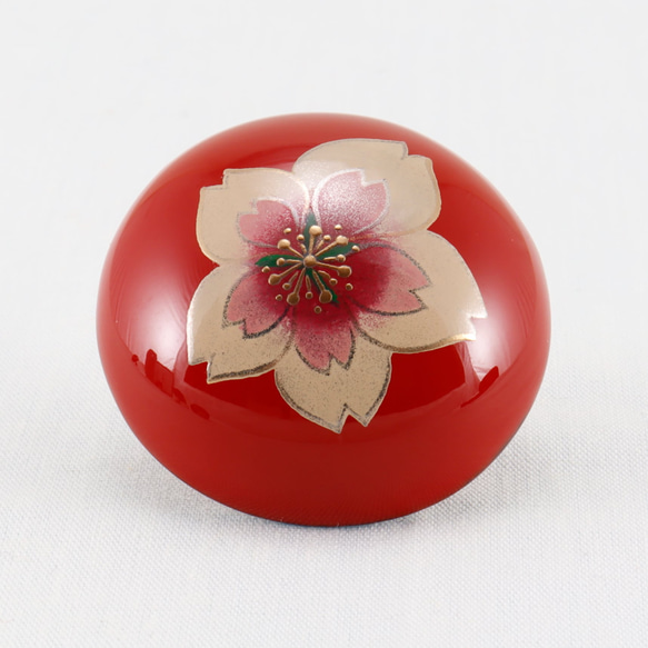 ☆バリ島ハンドメイド伝統照明☆ 伝統工芸 輪島塗 ピンアクセサリー「朱塗～桜蒔絵」 【150