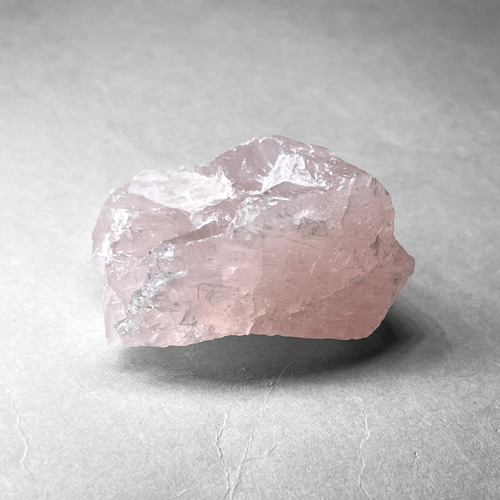 rose quartz / ローズクォーツ原石 J 天然石 N.st 通販 17265416