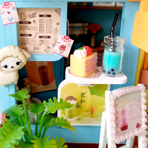 割引致しました》『レモンカラーのカフェ』ミニチュアドールハウスの