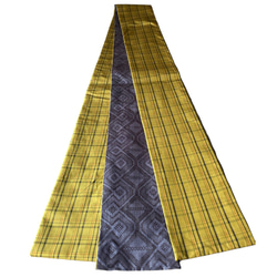 *和服布料* 大島紬和格子春亞紡製成的成人平子腰帶，半寬。長422cm 第9張的照片