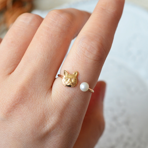 特集掲載】14kgf ねこちゃんと天然石のハグリング【Creema限定