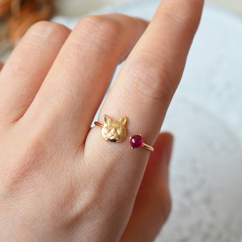 特集掲載】14kgf ねこちゃんと天然石のハグリング【Creema限定