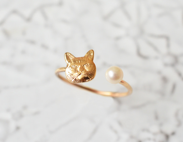 特集掲載】14kgf ねこちゃんと天然石のハグリング【Creema限定