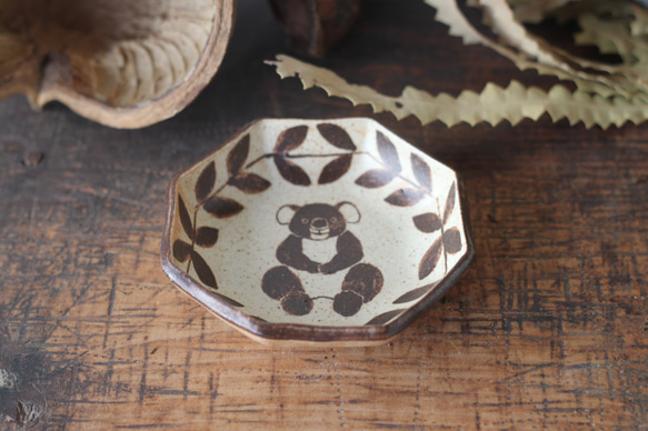 マット釉八角豆皿 コアラ 2枚目の画像