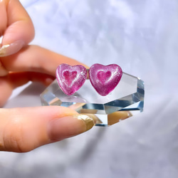 glass heart magnet Earrings 7枚目の画像