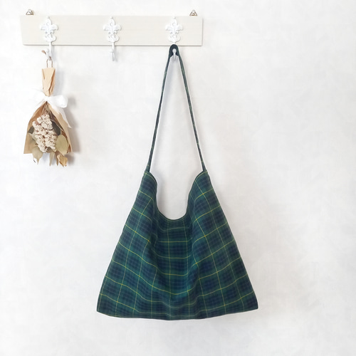 播州織 タータンチェックのワンショルダーバッグ・グリーン ショルダー