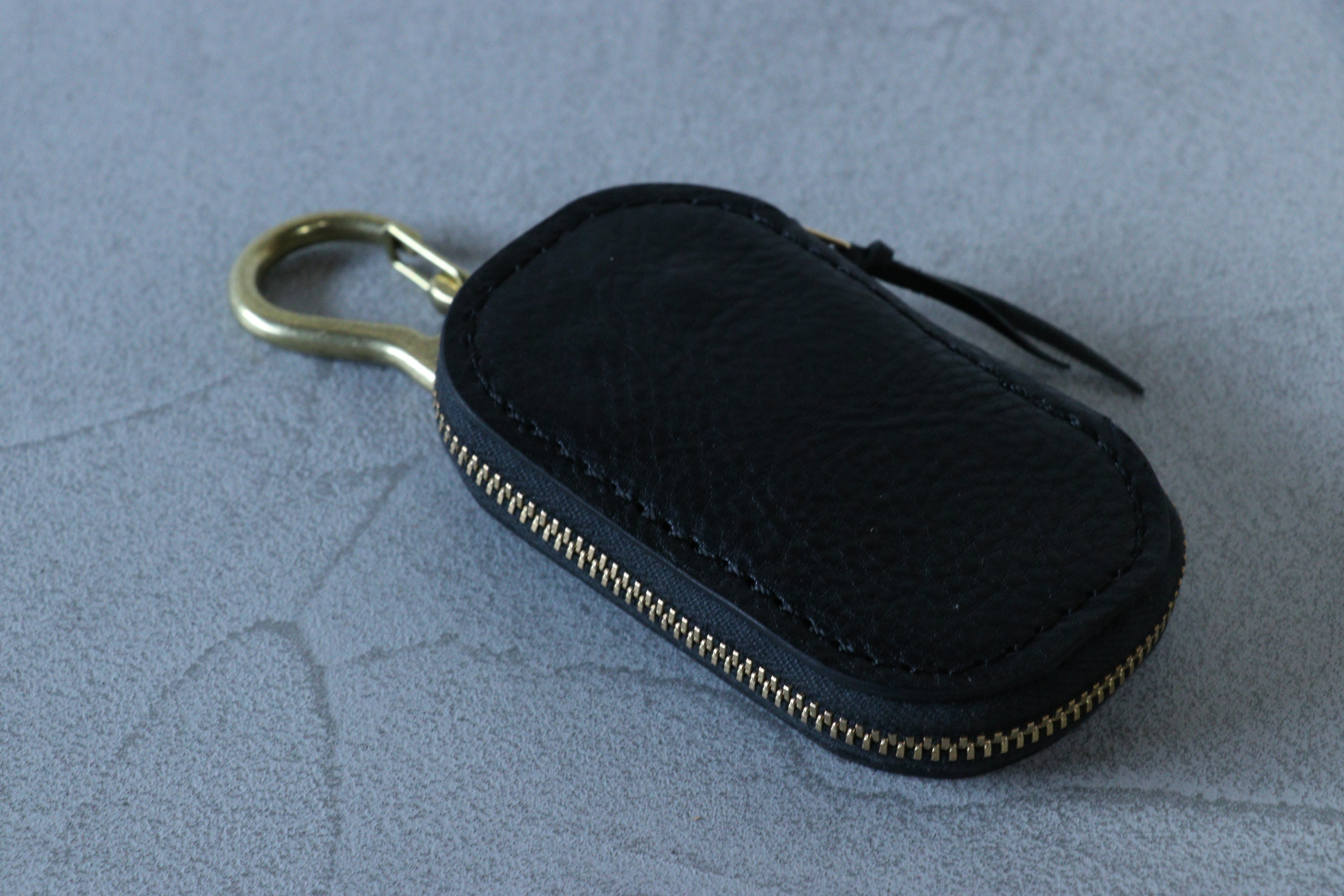 レザーラウンドファスナーキーケース02 革