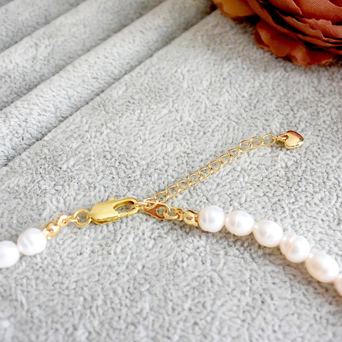 ラピスラズリと淡水パールのネックレス＆ピアスのセット ゴールド