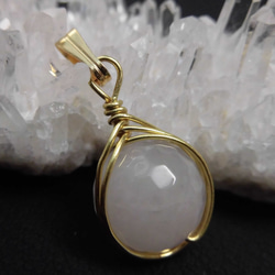 ワイヤーラッピングローズクォーツのお洒落なペンダントトップ 978