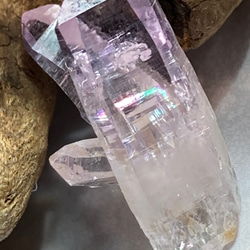 親子水晶✨　レインボー　ベラクルス アメジスト　ラフストーン　原石 3枚目の画像