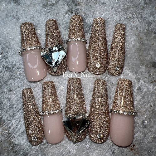 【オーダー】ネイルチップ　ネイビー　ゴールド　リボン　ハート ネイビーのリボンとマグネットネイル ネイルチップ（つけ爪） yuki