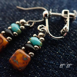 beads earrings**picasso brown square 3枚目の画像