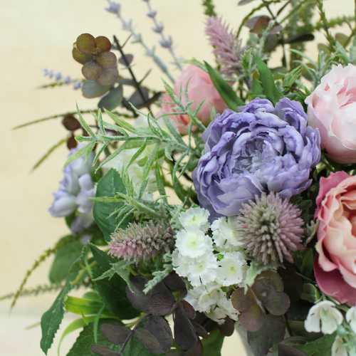 英国風「アンティーク・ローズ」アレンジ・アートフラワー（上質造花