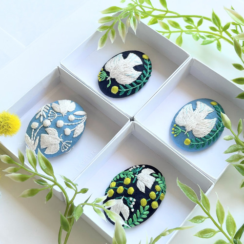 北欧風ことりとミモザの刺繍ブローチ【Botanical】#238 ブローチ j