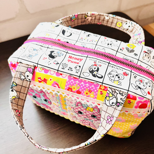 1230》ハンドメイドハニーチューン昭和レトロアニマルポーチ2個メイク