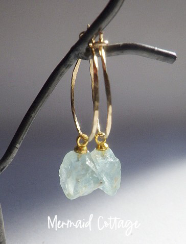 ☆3月誕生石☆*14kgf* Raw Aquamarine アクアマリン原石の一粒フープピアス
