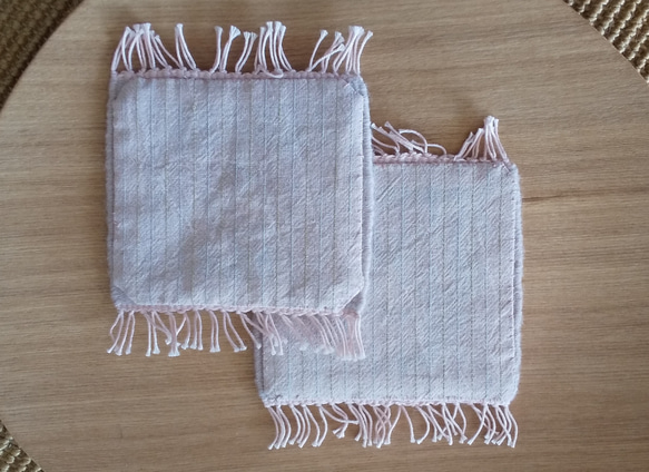 ウール手織りコースター（お雛様・灰桜色） 6枚目の画像