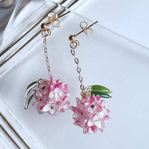 春】沈丁花(ジンチョウゲ)のチェーンピアス（イヤリング) ピアス