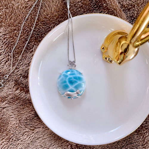 天然無処理 ラリマー と猫ちゃん ペンダントトップ ネックレス