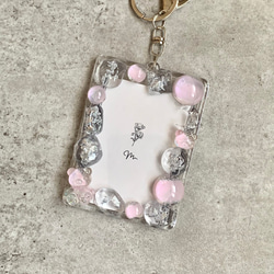 B8トレカキーホルダー】再販 硬質ケース『planet』pink/宇宙