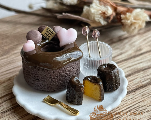 ♡Un petit atelierさま人気作家さま小さなカヌレのお帽子ミニチュア acbfef202b23e8bc7fc6f391c8aad9