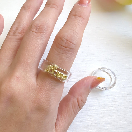 選べる】♡ Love ♡ すっきりシンプルなレジンリング ゴールド or