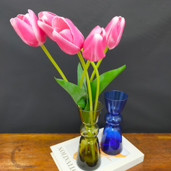 フレンチピンクのチューリップとアート花瓶セット／アーティフィシャルフラワー 1枚目の画像