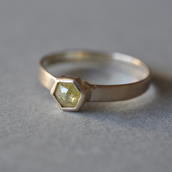 【K10】Natural Diamond ring  hexagon　ナチュラルダイヤモンド リング 2枚目の画像