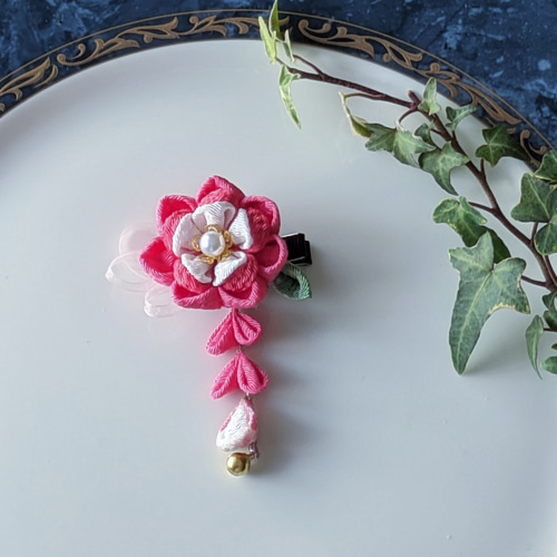 つまみ細工髪飾りベビークリップ、ミニヘアクリップ[作品No189  