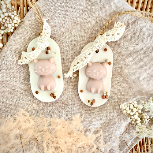 猫のアロマワックスサシェ 天然精油香るアロマワックスサシェ ⌘香りが  