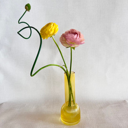 新品　花瓶 フラワーベース　イエロー　ガラス製 イエローガラス フラワーベース 一輪挿し・花瓶・花器 コトノハ #0008