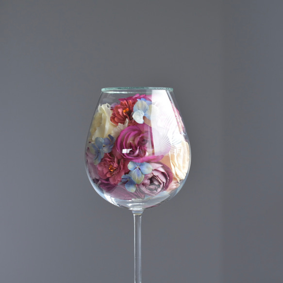 「Anne」薔薇と紫陽花のワイングラスのドライフラワー　ガラスドーム 【一点モノ】 9枚目の画像