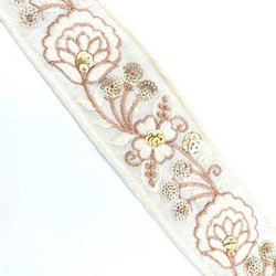 2mカット インド刺繍リボン ふんわり ホワイトフラワー ゴールド スパンコール 5枚目の画像
