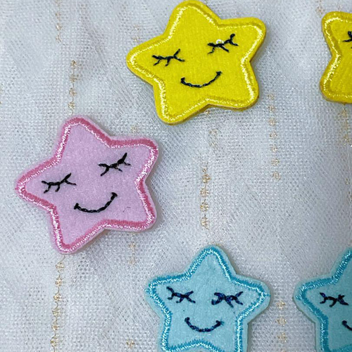 797.可愛い星の刺繍ワッペン6枚セット ワッペン・アップリケ ʚmummyɞ