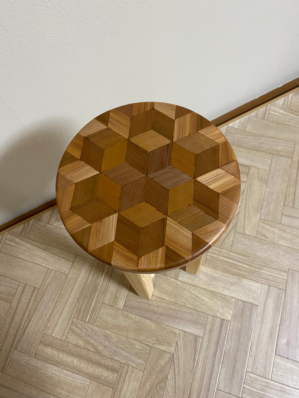 木製スリムスツール（椅子）【寄木細工】【受注製作販売】 7枚目の画像