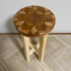 木製スリムスツール（椅子）【寄木細工】【受注製作販売】 3枚目の画像