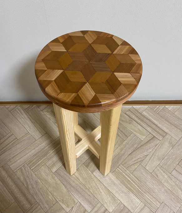 木製スリムスツール（椅子）【寄木細工】【受注製作販売】 3枚目の画像
