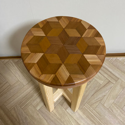 木製スリムスツール（椅子）【寄木細工】【受注製作販売】 8枚目の画像