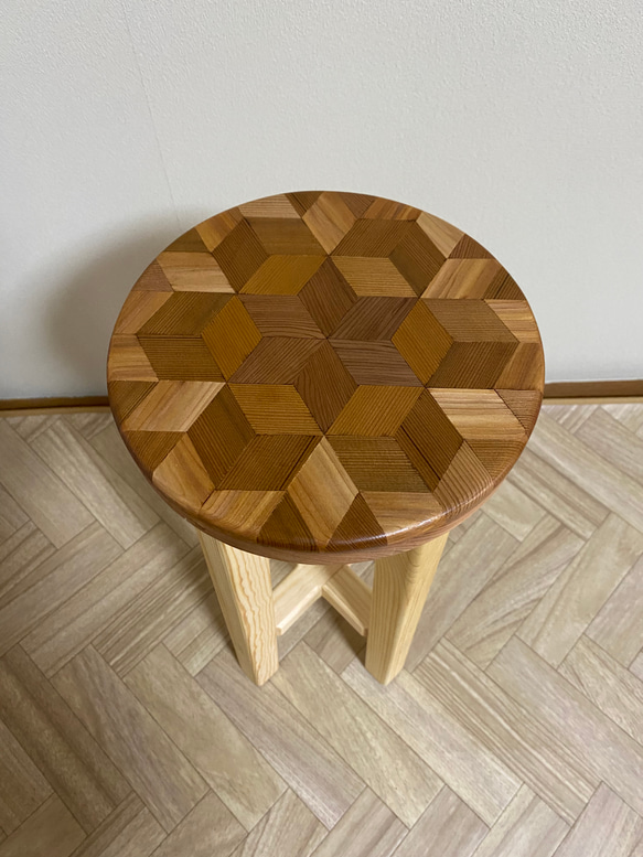 木製スリムスツール（椅子）【寄木細工】【受注製作販売】 8枚目の画像