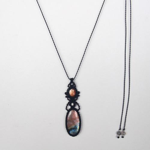 マルチカラーラブラドライト・アパタイトのマクラメネックレス マルチ