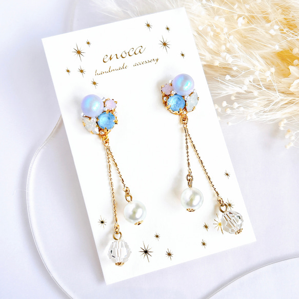 ビジューとパールの淡色ピアス／イヤリング（ブルー） イヤリング 