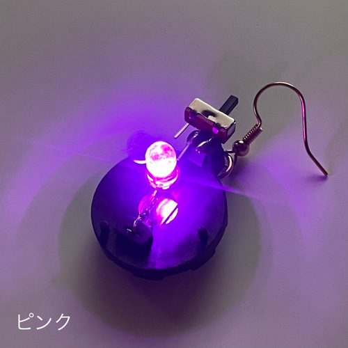 単色LEDピアス 片耳 ピアス（フック・チェーン） tsundrum_chan