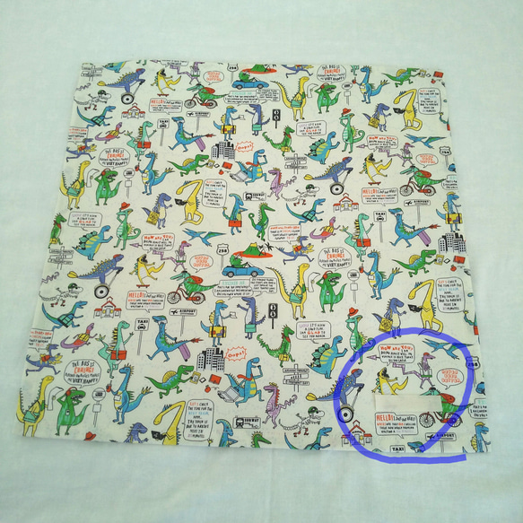 T様専用【恐竜】ランチョンマットとコップ袋のセット 35×35 28×20 巾着 保育園 幼稚園 男の子 ランチマット 8枚目の画像